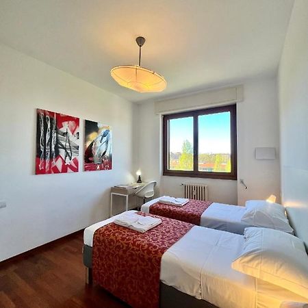 Green Guest House Milan Bagian luar foto