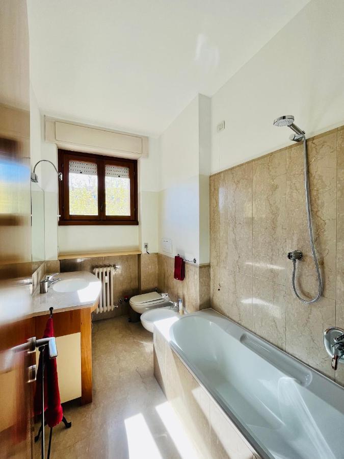 Green Guest House Milan Bagian luar foto