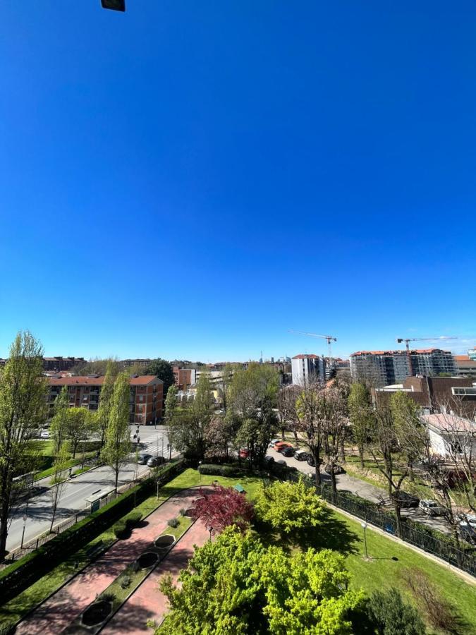 Green Guest House Milan Bagian luar foto