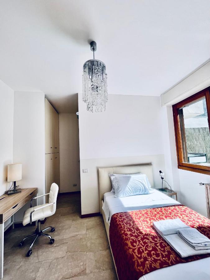 Green Guest House Milan Bagian luar foto